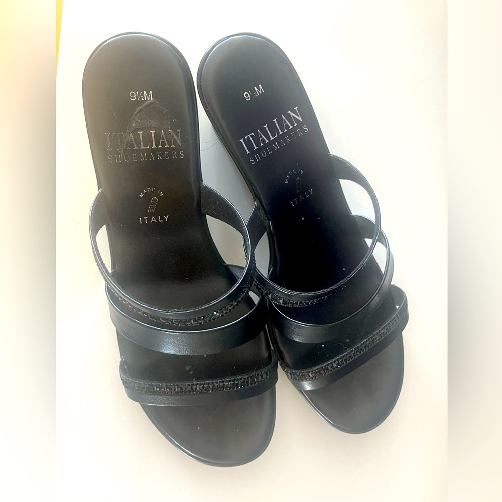 Italian shoemakers Black Women's Sandals